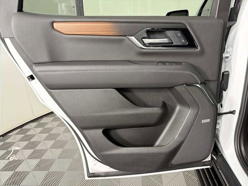 Certified 2026 GMC Yukon Denali w/ Sun & Power Step Package image 22