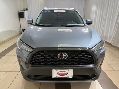 Certified 2023 Toyota Corolla Cross LE AWD/4WD image 8