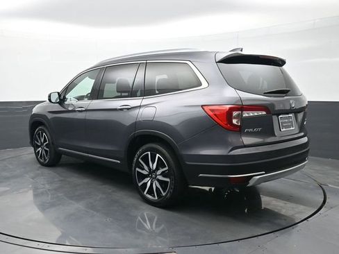 Used 2019 Honda Pilot Touring image 3
