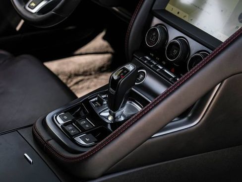 Used 2021 Jaguar F-TYPE R AWD/4WD image 25