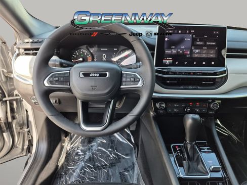 Used 2023 Jeep Compass Limited AWD/4WD image 9