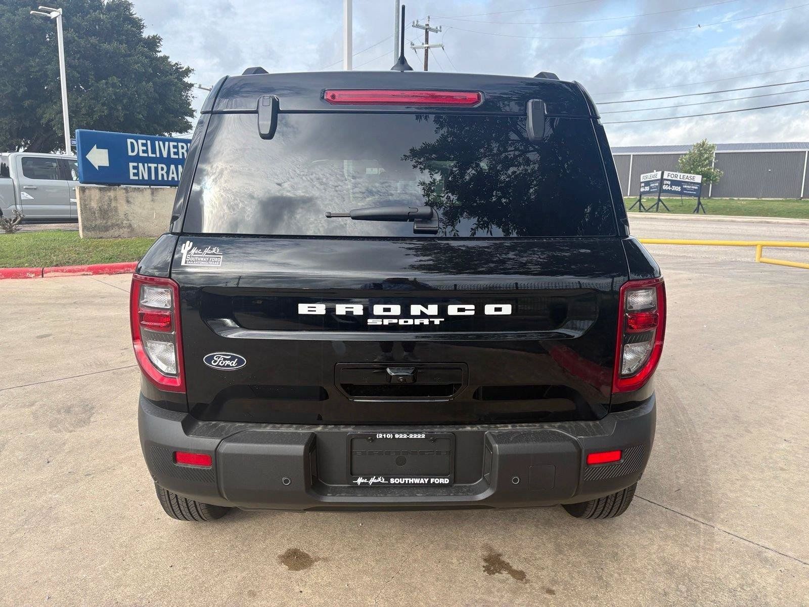 New 2026 Ford Bronco Sport Big Bend w/ Convenience Package AWD/4WD image 4