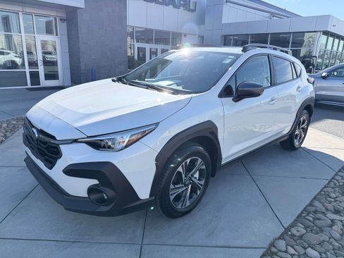 Certified 2025 Subaru Crosstrek 2.0i Premium image 2