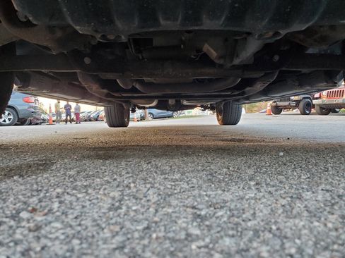 Used 2013 GMC Yukon XL Denali image 22