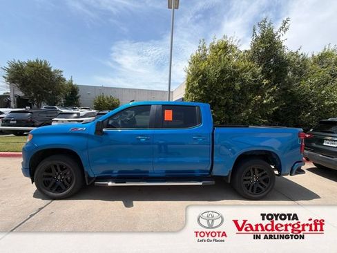 Used 2023 Chevrolet Silverado 1500 RST w/ Z71 Off-Road Package AWD/4WD image 1