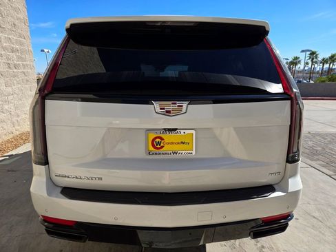 Used 2021 Cadillac Escalade ESV Sport w/ Driver Assist Tech Package image 4