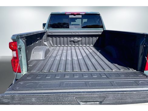 Used 2025 Chevrolet Silverado 2500 LT w/ Safety Package AWD/4WD image 7