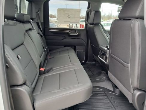 New 2026 GMC Sierra 2500 SLT w/ SLT Premium Package AWD/4WD image 25