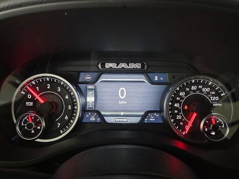 New 2026 RAM 1500 4x4 Crew Cab image 15