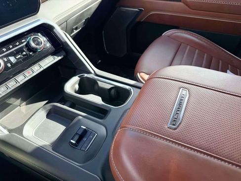 Used 2024 GMC Sierra 2500 Denali Ultimate image 24