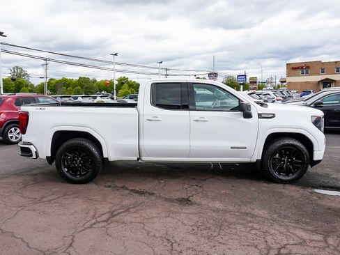Used 2023 GMC Sierra 1500 Elevation w/ X31 Off-Road Package AWD/4WD image 7