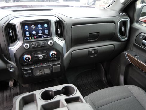 Used 2021 GMC Sierra 1500 SLE w/ Preferred Package AWD/4WD image 11