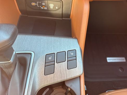 New 2026 Kia Sportage X-Line w/ X-Line Premium Package image 40