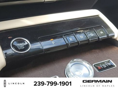New 2027 Lincoln Navigator Premiere RWD image 26