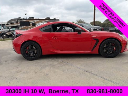 Used 2023 Toyota GR86 Premium w/ ALL Weather Mat Package (TMS) image 2