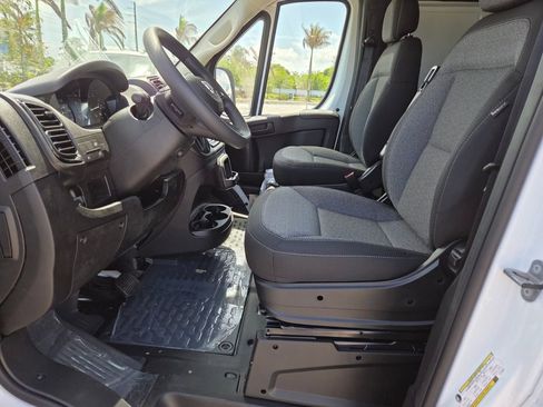 New 2026 RAM ProMaster 1500 w/ Convenience Group FWD image 13