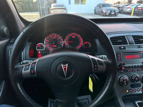 Used 2006 Pontiac Torrent 2WD w/ Preferred Package image 21