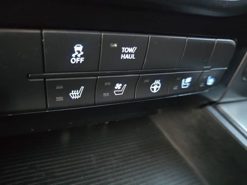 Used 2015 RAM 1500 Sport w/ Sport Premium Group image 29