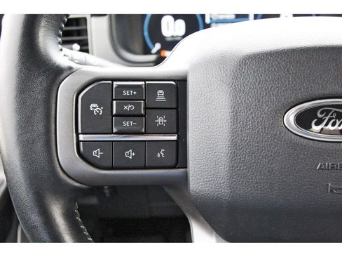 Used 2022 Ford F150 Lariat w/ Equipment Group 502A High image 18