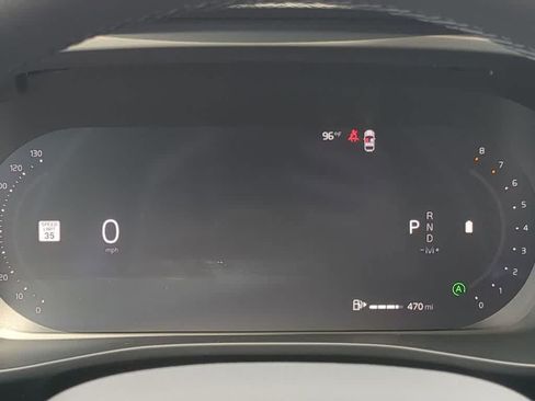 Certified 2026 Volvo XC40 B5 Plus AWD/4WD image 29