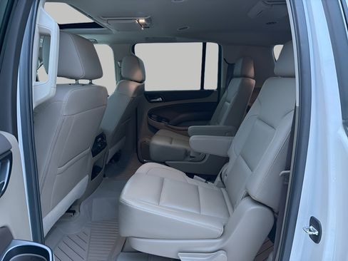 Used 2020 Chevrolet Suburban Premier w/ 6.2L Performance Package image 24