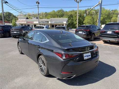 Certified 2024 Lexus ES 350 w/ Premium Package FWD image 3