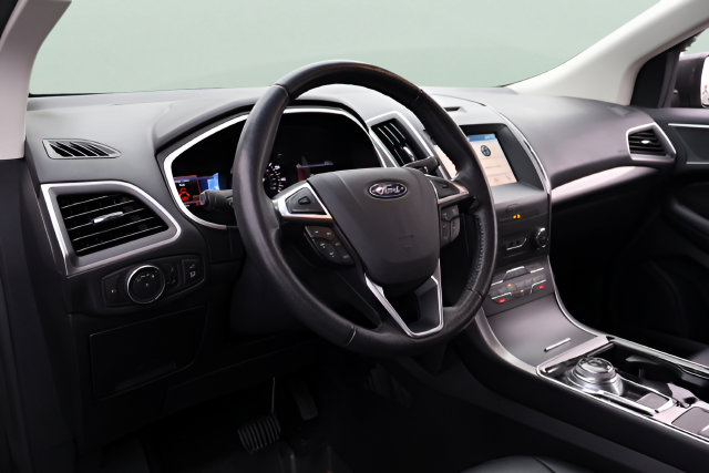 Used 2019 Ford Edge SEL w/ Equipment Group 201A AWD/4WD image 9