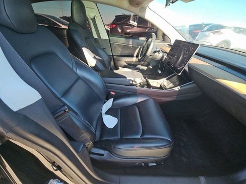Used 2020 Tesla Model 3 Standard Range image 5