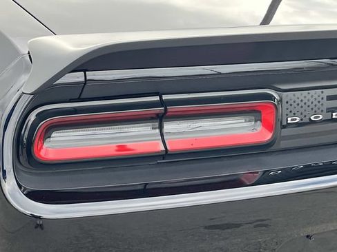 Used 2023 Dodge Challenger SRT Hellcat RWD image 9