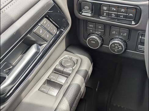New 2026 GMC Yukon XL Denali w/ Advanced Technology Package AWD/4WD image 24