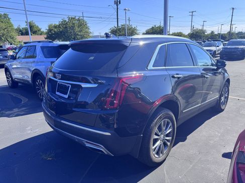 Used 2023 Cadillac XT5 Premium Luxury w/ LPO, Floor Liner Package AWD/4WD image 4