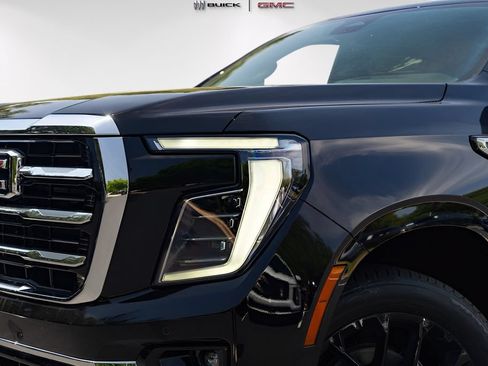 New 2026 GMC Yukon XL Elevation w/ Elevation Premium Package AWD/4WD image 3