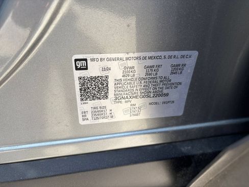 Used 2025 Chevrolet Equinox LT FWD image 24