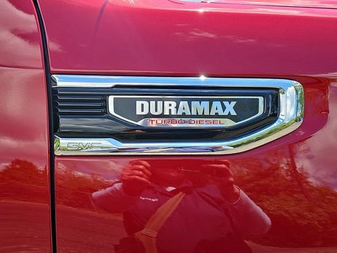 Used 2024 GMC Sierra 1500 SLT w/ SLT Premium Plus Package AWD/4WD image 32