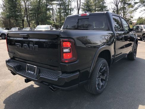 New 2026 RAM 1500 4x4 Crew Cab image 13