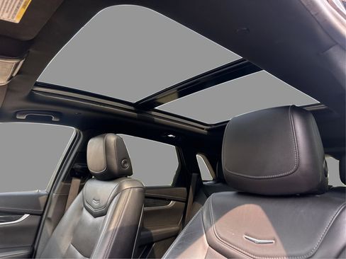 Used 2020 Cadillac XT5 Premium Luxury FWD image 41