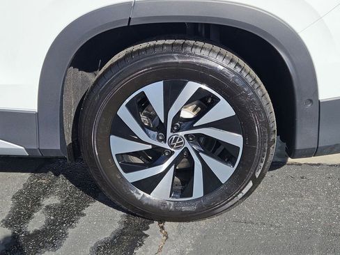 New 2026 Volkswagen Tiguan S FWD image 22