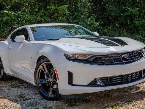 Used 2024 Chevrolet Camaro LT w/ RS Package RWD image 7