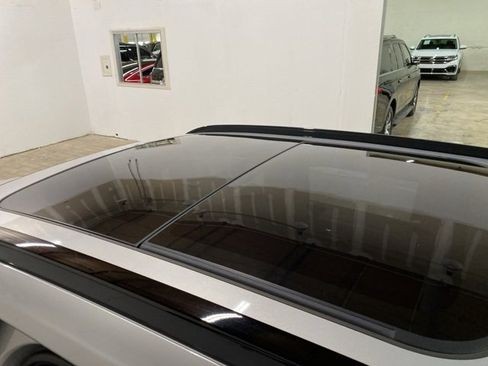 Used 2023 Volvo XC40 Recharge Ultimate w/ Protection Package Premier image 93