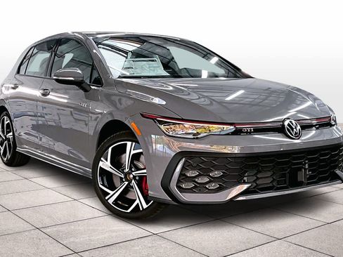 New 2026 Volkswagen GTI SE image 2