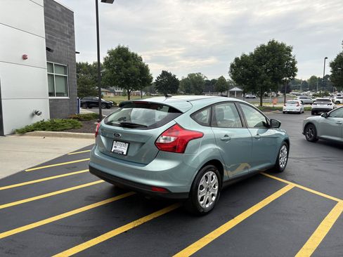 Used 2012 Ford Focus SE FWD image 6