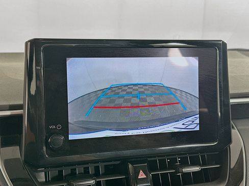 Used 2023 Toyota Corolla LE FWD image 21