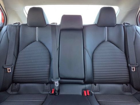 Used 2023 Toyota Camry SE FWD image 11