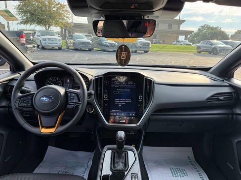 Used 2025 Subaru Crosstrek 2.5i Wilderness w/ Crosstrek Mirror Package AWD/4WD image 15