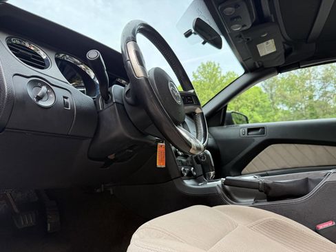 Used 2014 Ford Mustang Convertible image 26