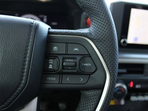 Used 2025 Toyota Tacoma Limited image 20