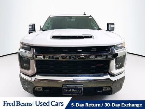 Used 2023 Chevrolet Silverado 2500 LT w/ Convenience Package image 2