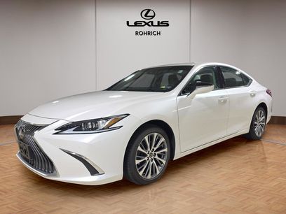 Certified 2021 Lexus ES 250 w/ Premium Package
