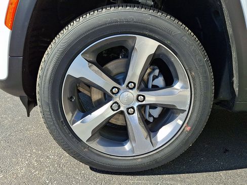 New 2026 Jeep Grand Cherokee Limited image 5