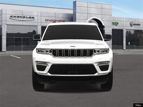 New 2025 Jeep Grand Cherokee Limited image 12